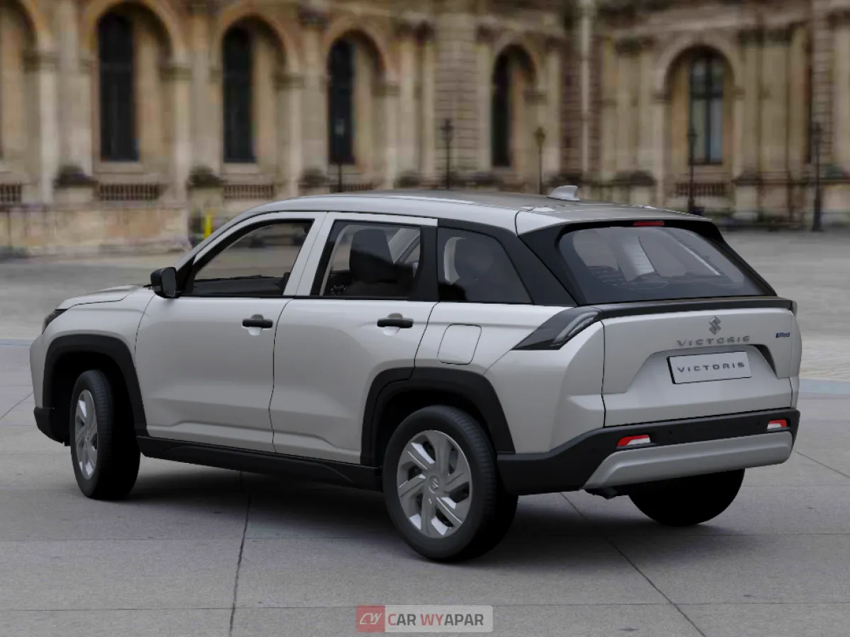 Maruti Victoris LXI CNG